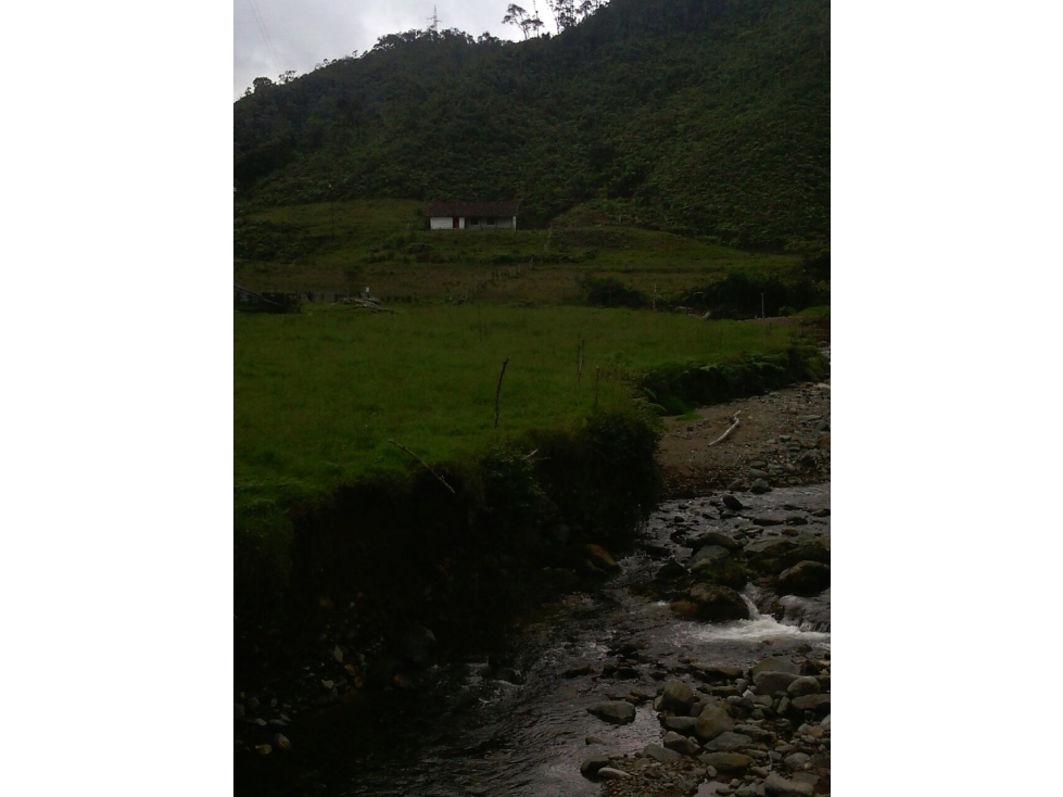 Lote en venta en El Carmen de Viboral, Sector vereda Chaverras - 1