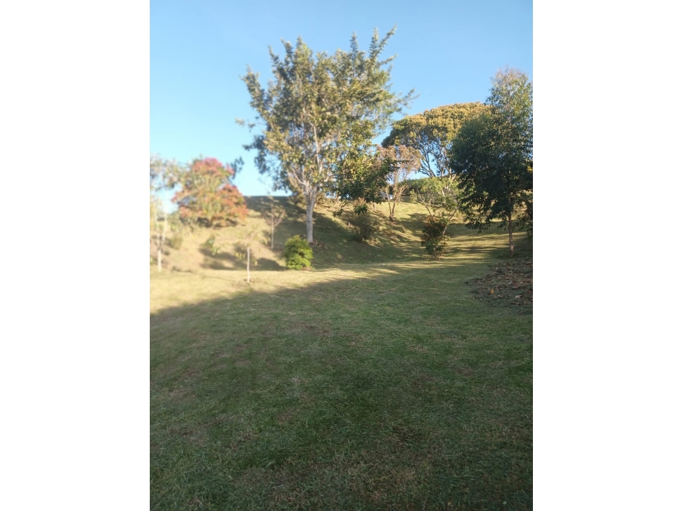 Lote en venta en Rionegro, entrada al Carmen de Viboral, Antioquia. — foto 2