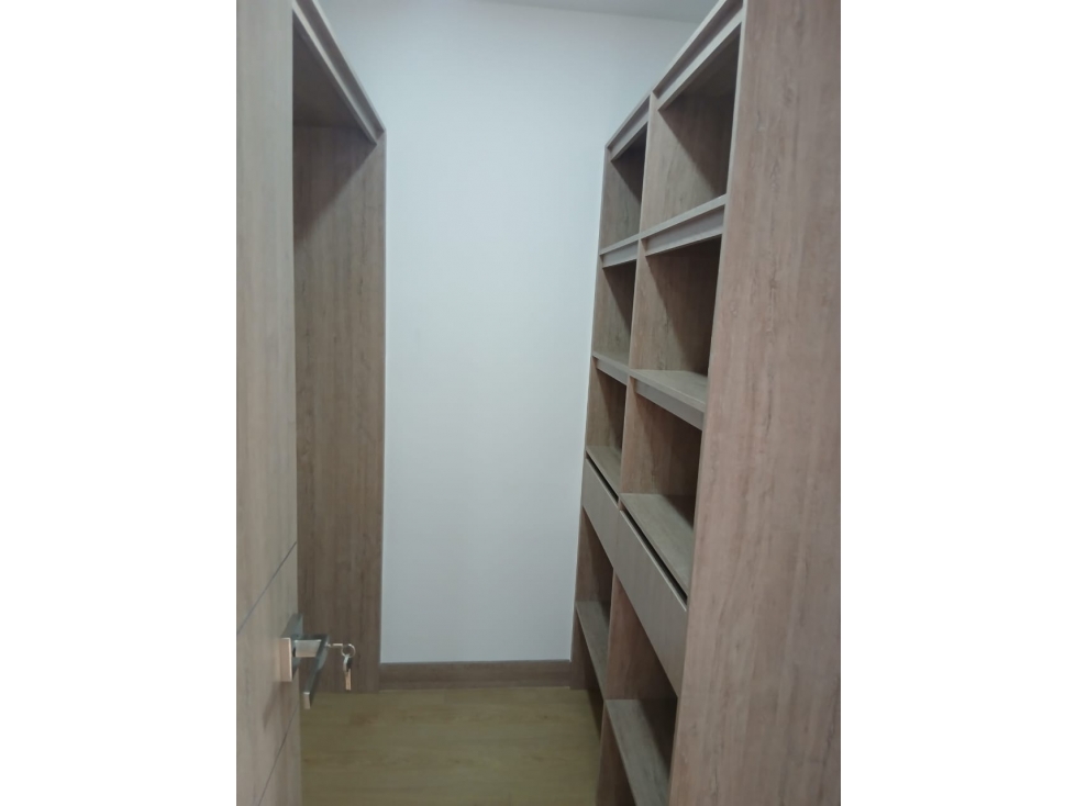 Apartamento en venta en Envigado, Antioquia. — foto 3