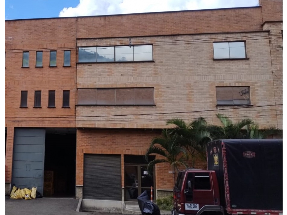 Bodega en venta en Girardota, Antioquia. - 1