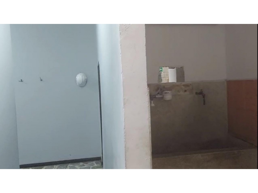 Bodega en arriendo en Guayabal, Medellín — foto 2