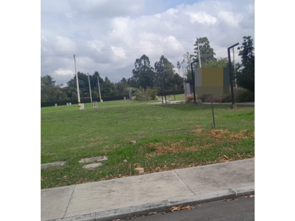 Lote Industrial y Comercia en venta en Rionegro, sector Vía Porvenir.