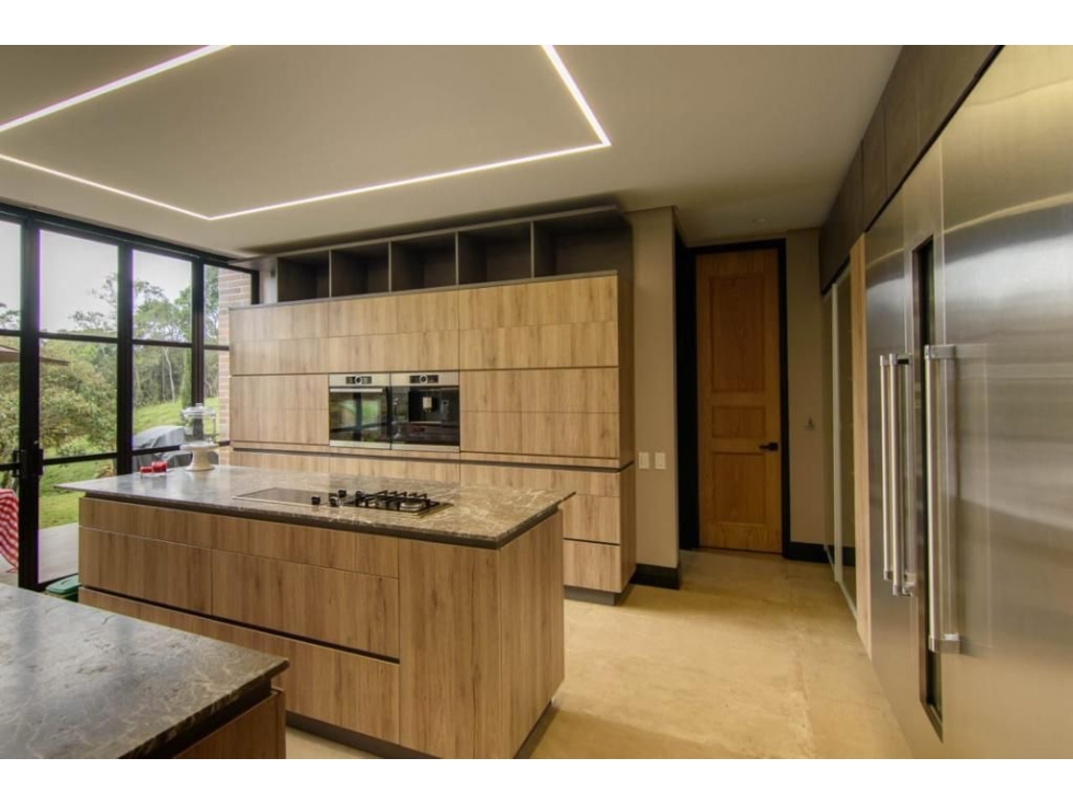 Casa en venta en Envigado, sector El Alto de Las Palmas — foto 3