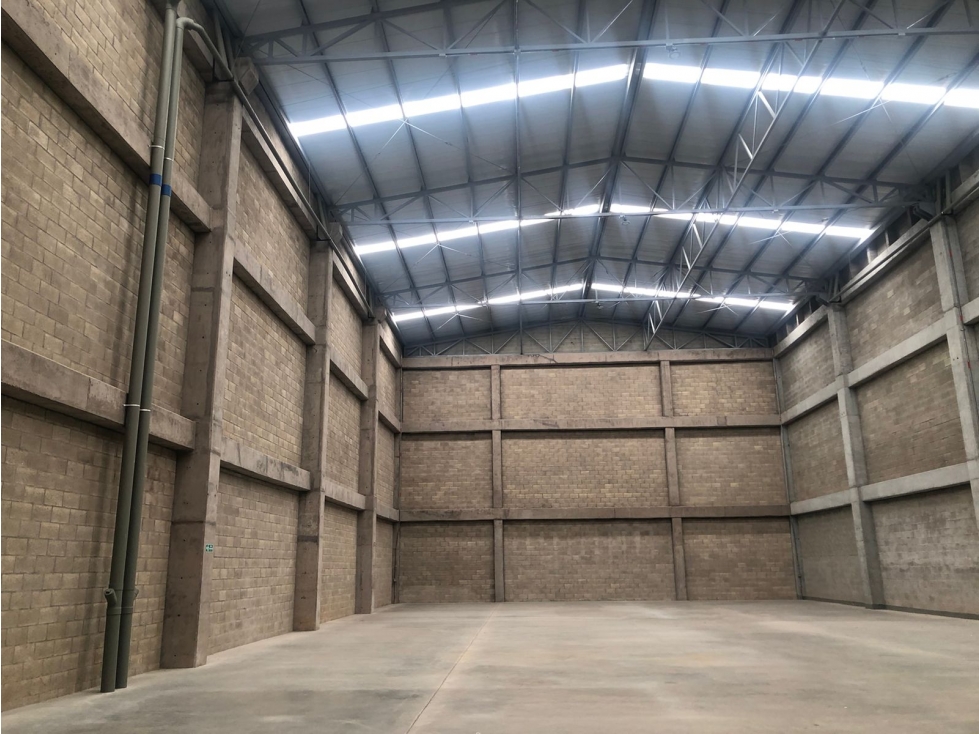 Bodega en Venta, sector Llanogrande, Via el Tablazo - 3
