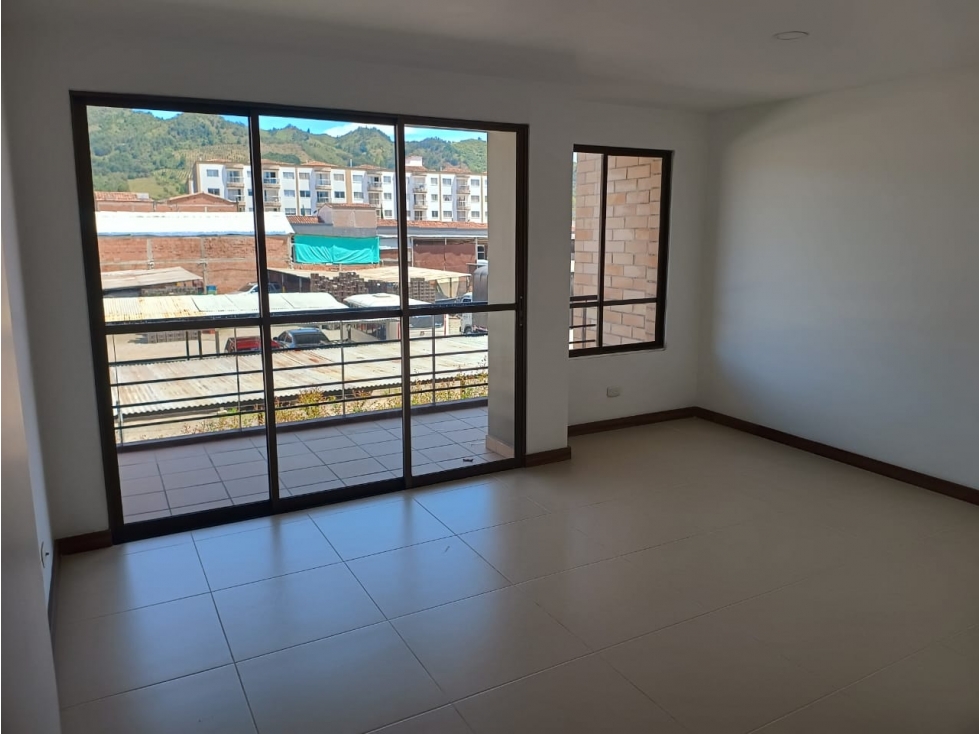 Apartamento en venta en La Ceja, Antioquia.