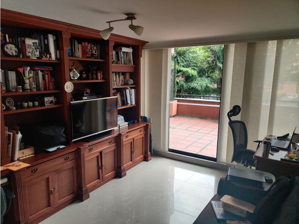 Apartamento en venta en El Poblado, Medellín. — foto 6