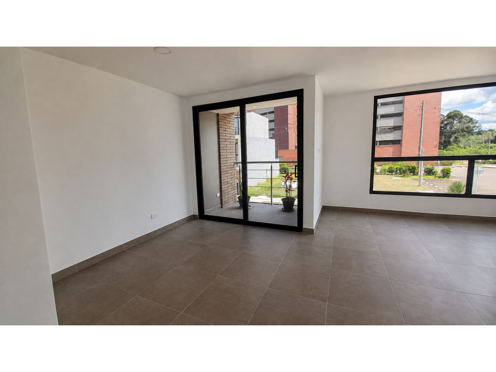 Casa Campestre en Venta en Rionegro | 4 Alcobas y Amplios Espacios