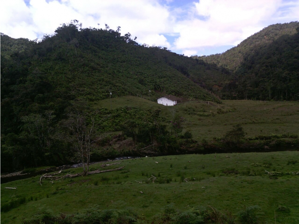 Lote en venta en El Carmen de Viboral, Sector vereda Chaverras - 2