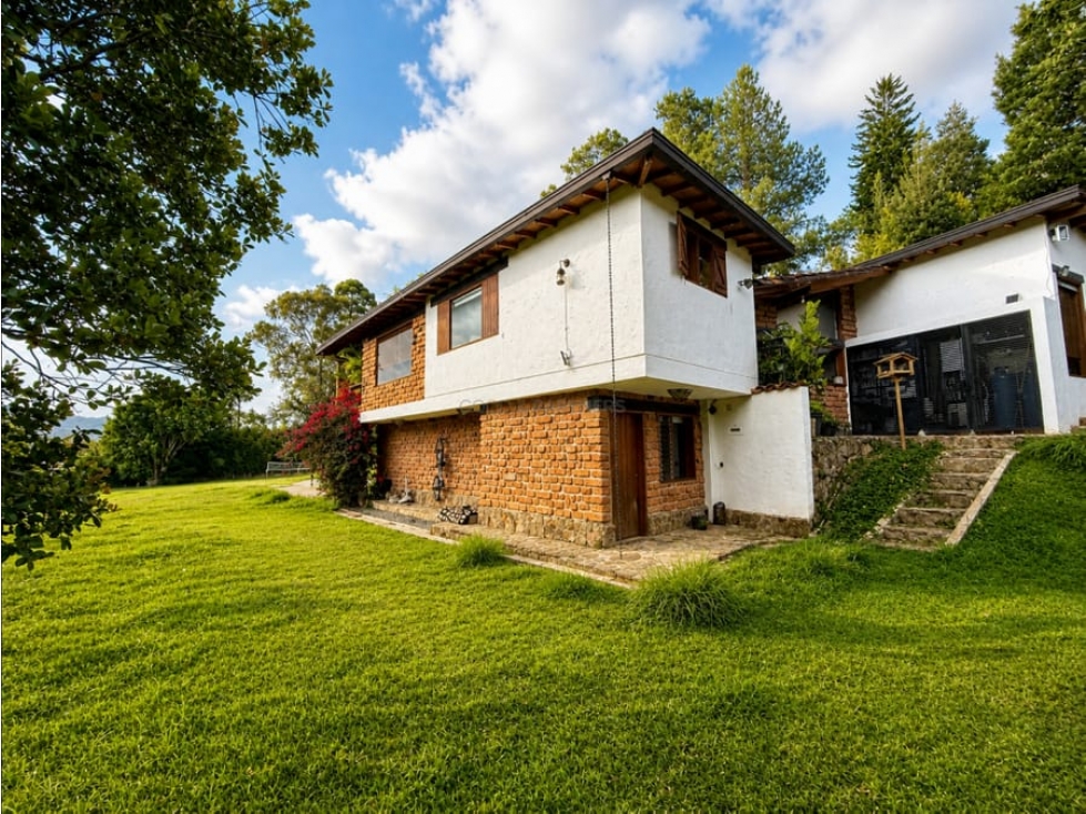 Lote en venta con Casa Campestre en La Ceja Antioquia — foto 2