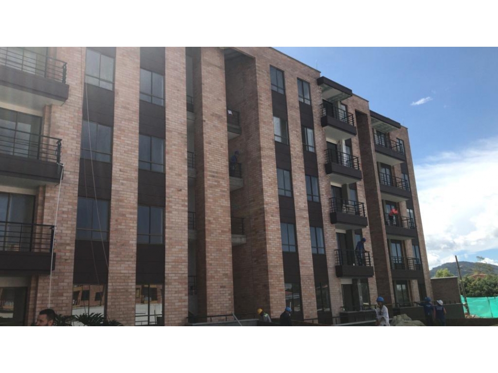 Apartamento en venta en La Ceja — foto 2