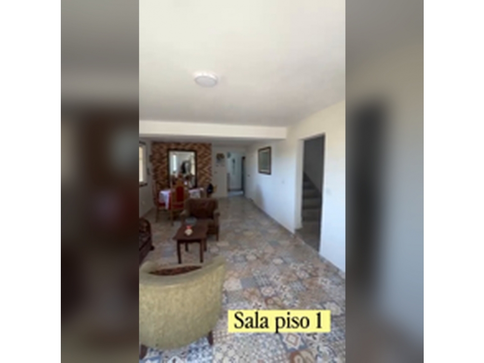 Finca en Venta en San Vicente | Vereda Las Hojas | 3.600 m² | 2 Casas - 4
