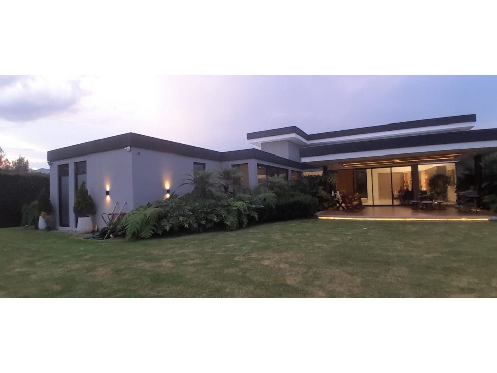 Casa en venta en Llanogrande, Rionegro. — foto 2