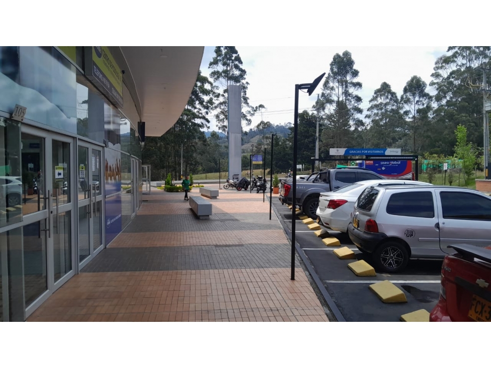 local en venta y arriendo en Rionegro, via Aeropuerto-Llanogrande.
