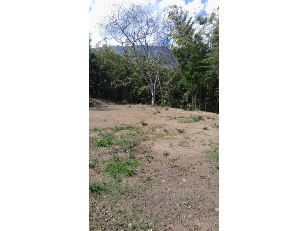 Lote en venta en Copacabana, Antioquia. - 2