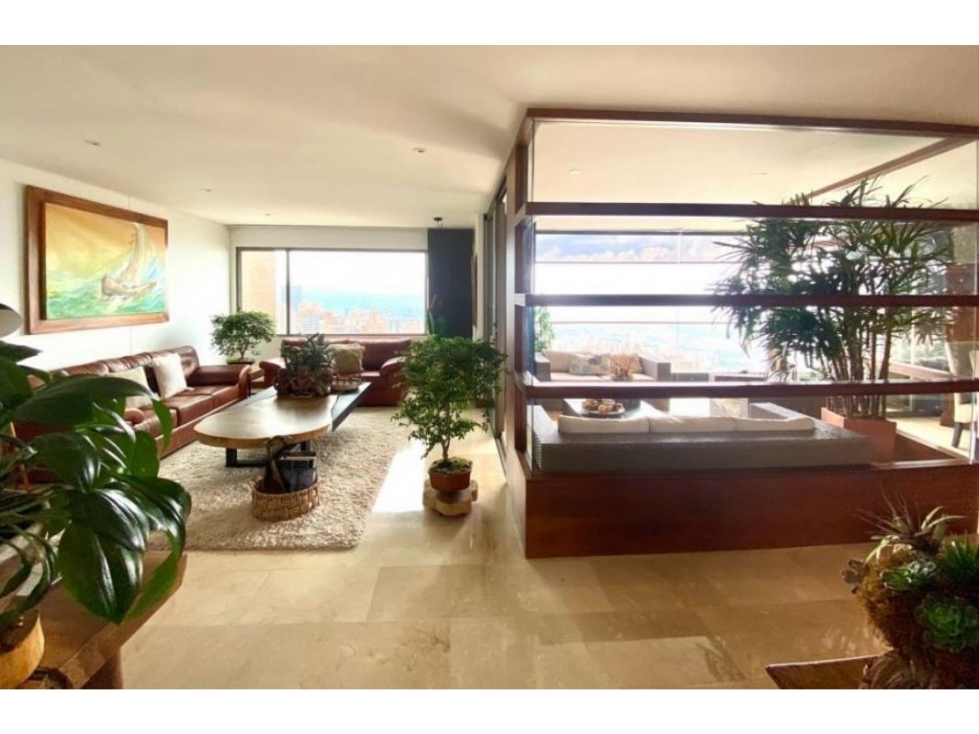Apartamento en venta en El Poblado, Medellín, Antioquia. — foto 2