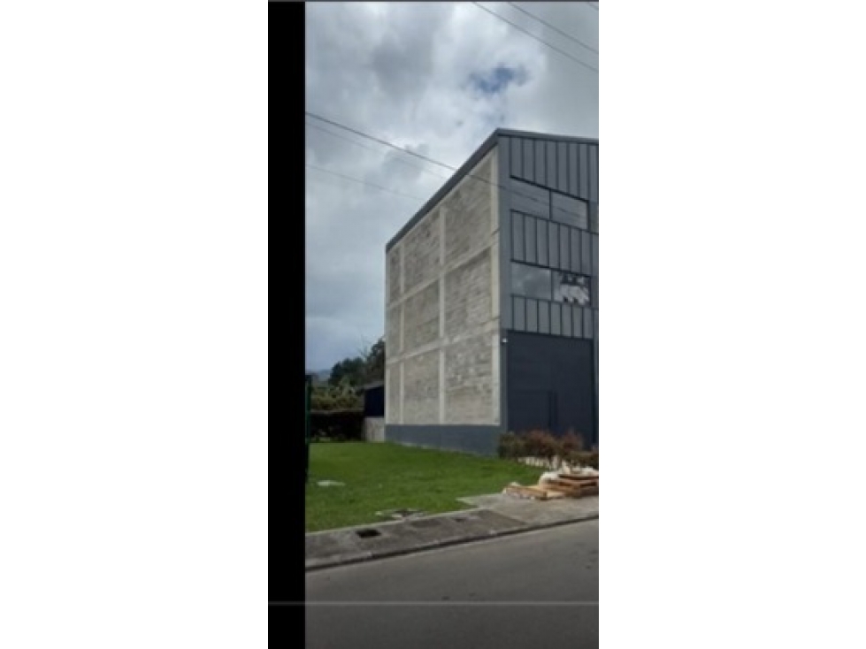 Lote Industrial en venta en Rionegro, Via la Ceja — foto 2