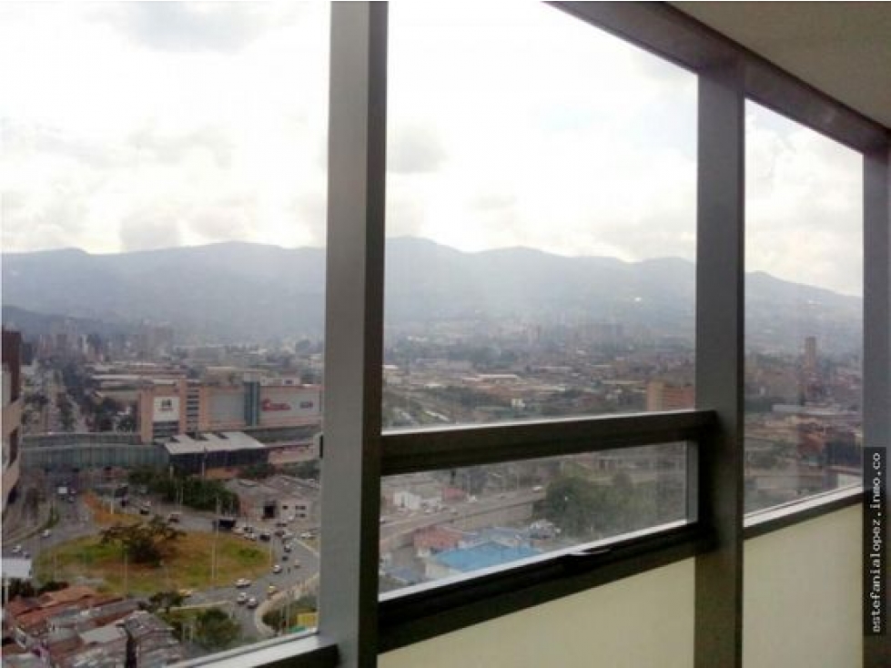 Oficina en venta en Envigado, Medellín — foto 2