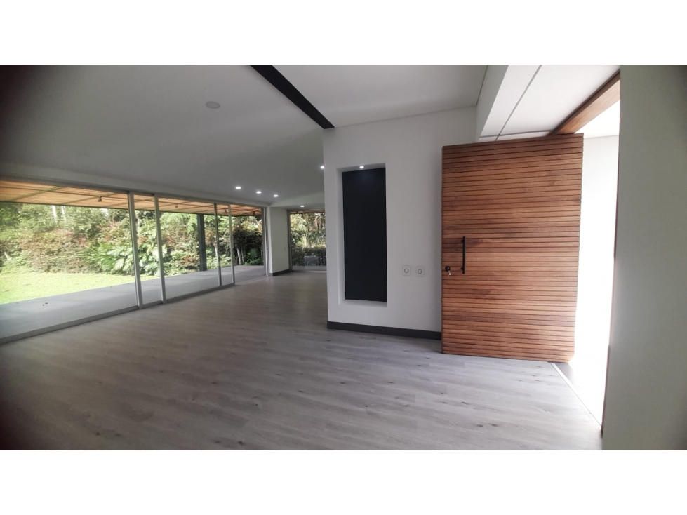 Casa campestre en arriendo y venta en Llanogrande, Antioquia — foto 4