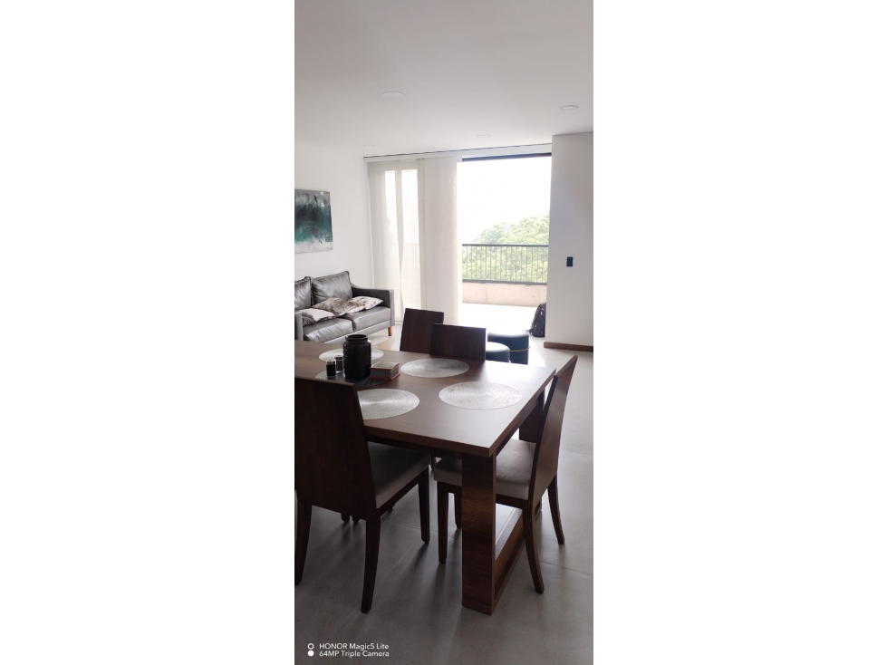 Apartamento en venta en El Poblado, Medellín, Antioquia.