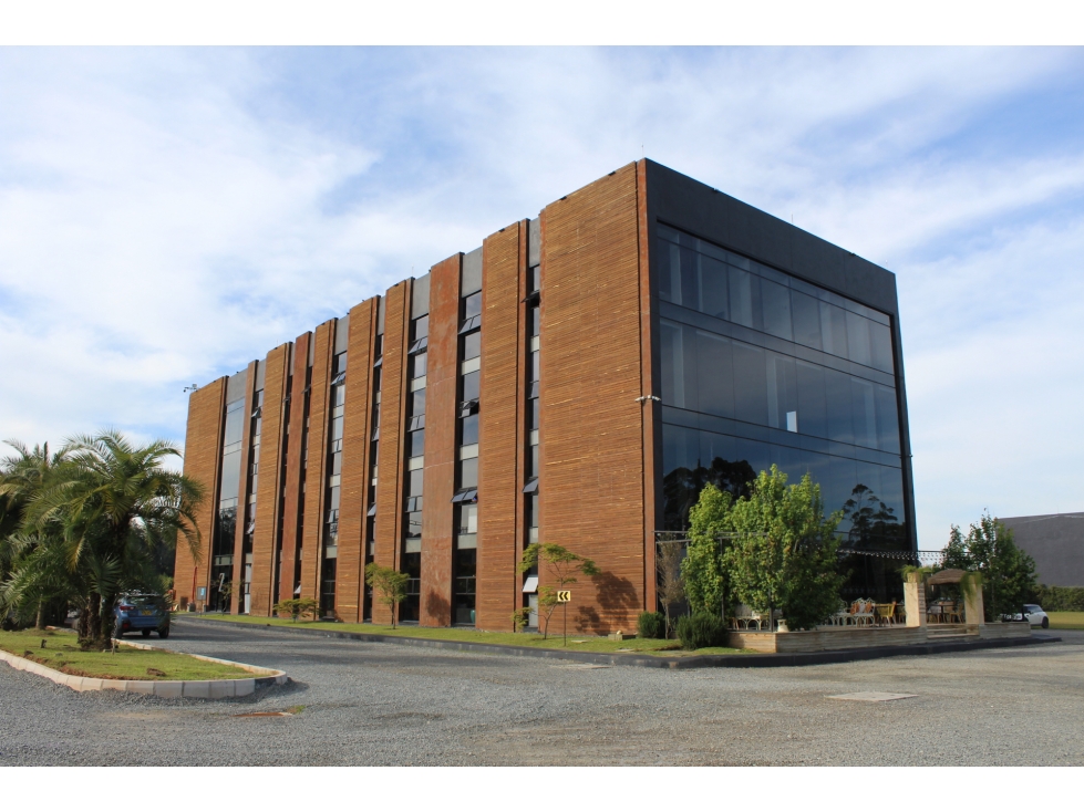 Oficinas en Arriendo en Rionegro, sector Llanogrande - 1