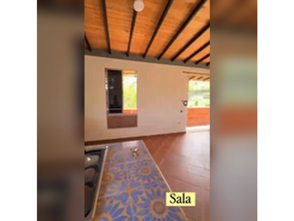 Finca en Venta en San Vicente | Vereda Las Hojas | 3.600 m² | 2 Casas - 6