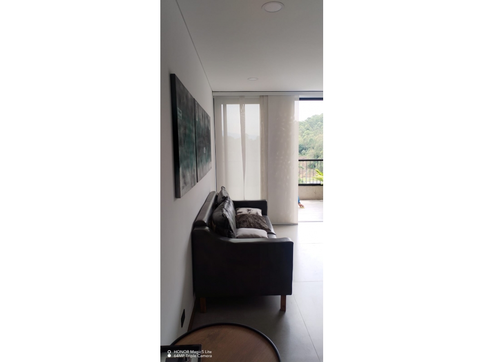 Apartamento en venta en El Poblado, Medellín, Antioquia. — foto 2