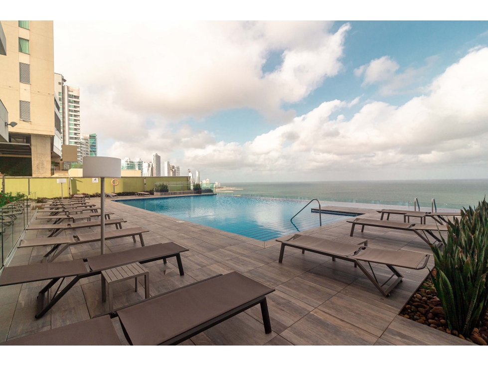 Venta de apartamento remodelado en edificio H2 Bocagrande.