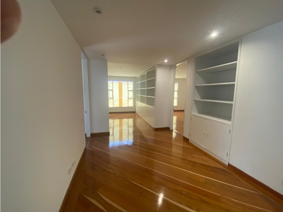 VENTA APTO REMODELADO REFUGIO