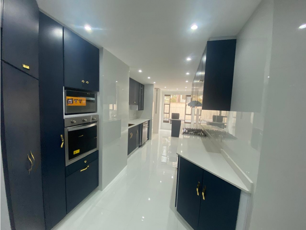 VENTA APTO REMODELADO REFUGIO — foto 4