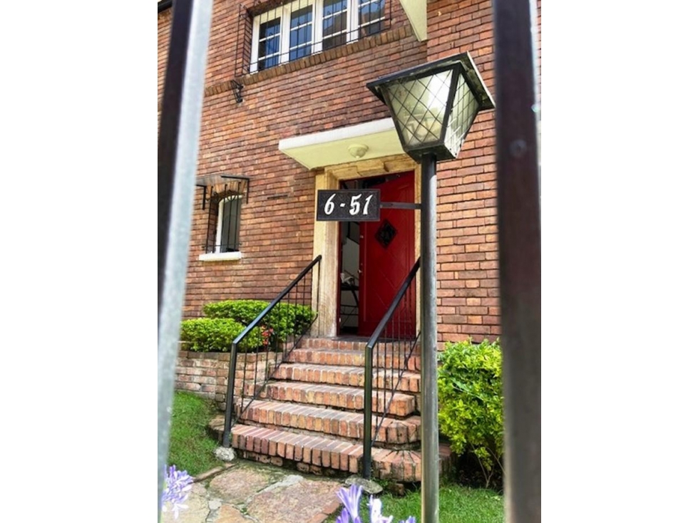 ARRIENDO CASA OFICINA ESPECTACULAR