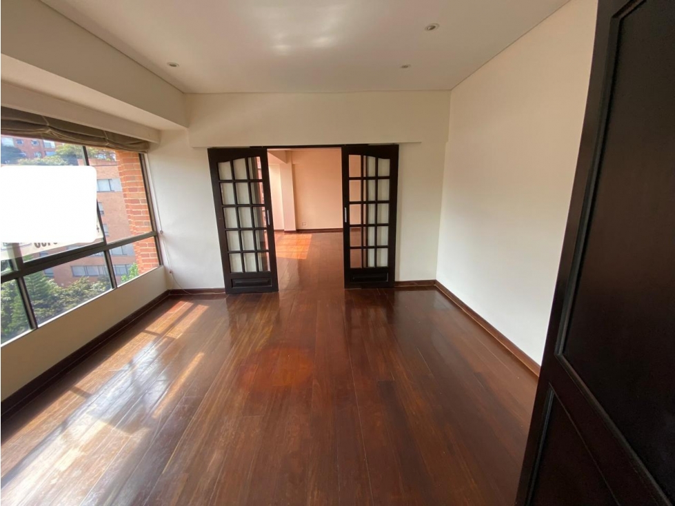 ARRIENDO ESPECTACULAR APTO ROSALES — foto 3