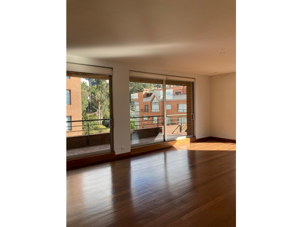 ARRIENDO APTO PORTAL MUSEO — foto 2