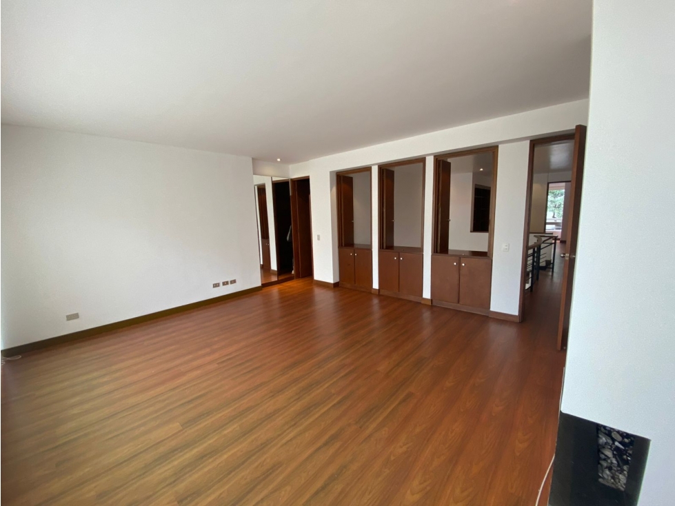 Apartamento con carácter arriendo Retiro — foto 4