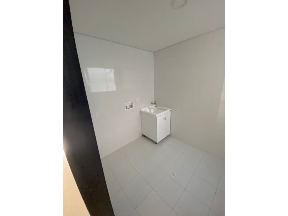 DIAGONAL 67 No 1A-74 APTO. 1506 PARQUEADERO 169 Edf VENTUS