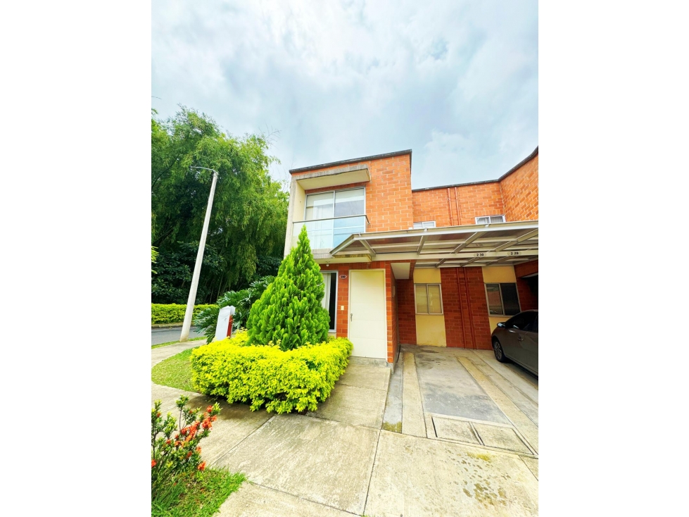 HERMOSA CASA CAMPESTRE