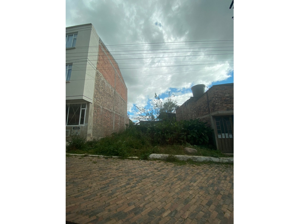 LOTE CALLE 26 # 26-15 BARRIO LA PAZ - 2