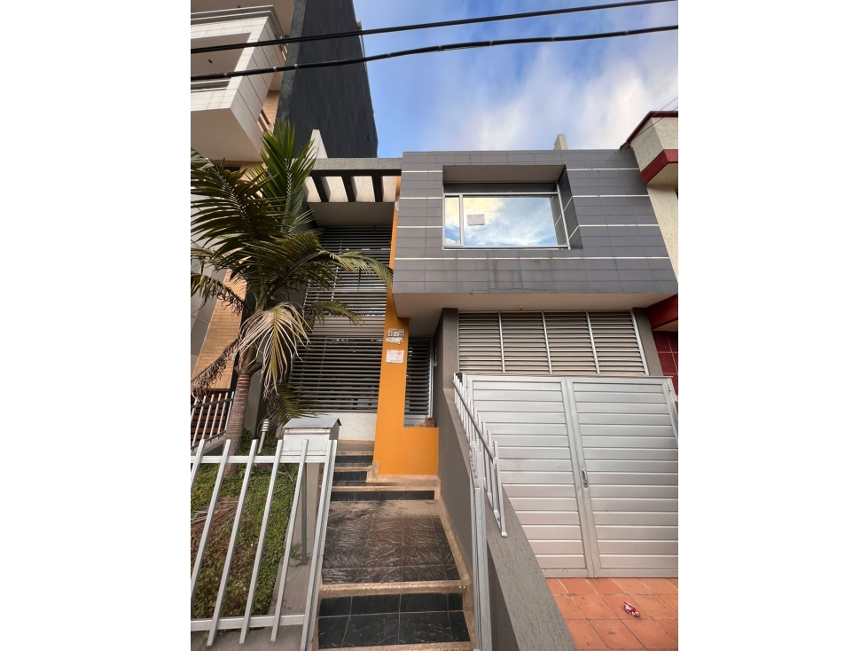 CASA SEMINARIO DIAGONAL 10 # 10-20 - 2