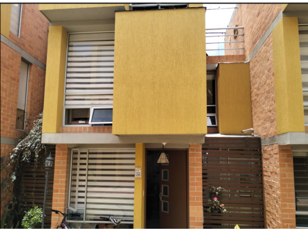 CASA 26 Calle 18 N° 1 - 64 CONDOMINIO ILLIMANI — foto 2