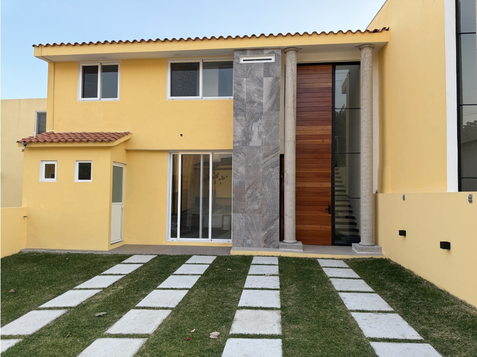 Excelente casa en venta nueva! En Club Residencial Paraiso Jiutepec