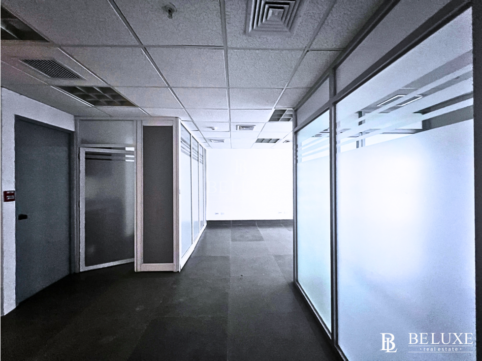 VENTA/ ALQUILER DE OFICINA LISTA PARA OCUPAR EN OBARRIO, PH TWIST (5) — foto 2