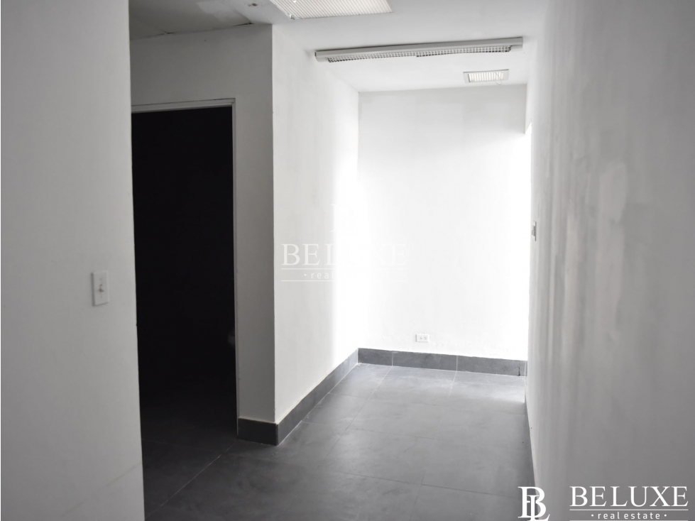 ALQUILER DE LOCAL COMERCIAL EN PLANTA BAJA, SAN FRANCISCO (8) — foto 6