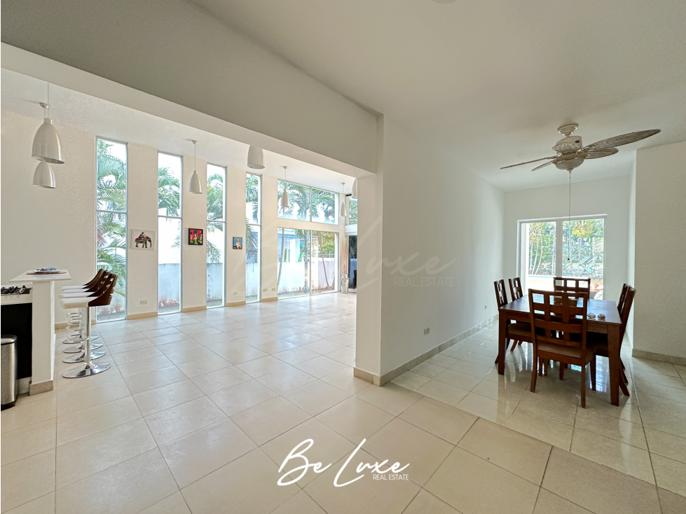 PLAYA BLANCA CASA CON PISCINA EN VENTA-ALQUILER, RIO HATO (2) — foto 2