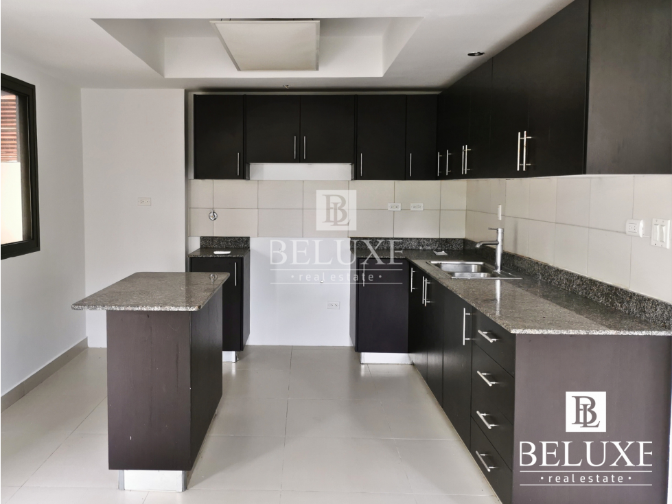 VENDO CASA EN WOODLANDS- PANAMÁ PACÍFICO (9) - 6