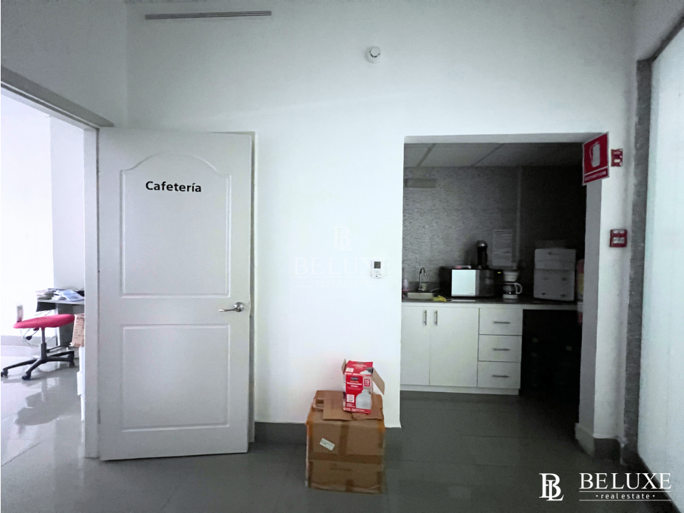 ALQUILER OFICINA EN TUMBA MUERTO- EL DORADO, GOLDEN POINT TOWER (8) — foto 6