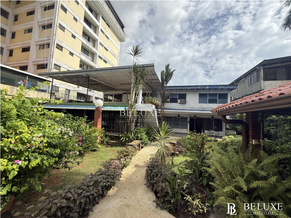 VENTA DE CASA USO MIXTO CON PISCINA Y LOCAL COMERCIAL EL CARMEN (13) — foto 2