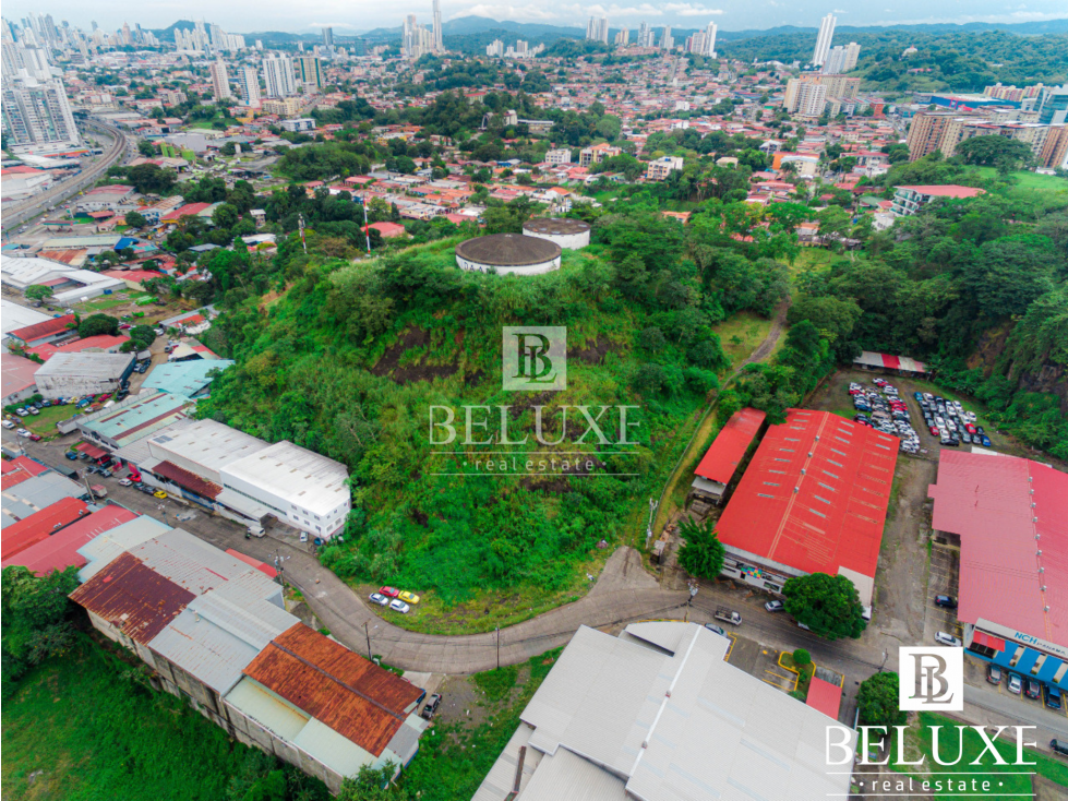 VENDO TERRENO COMERCIAL O INDUSTRIAL EN TRANSISTMICA (8) - 3