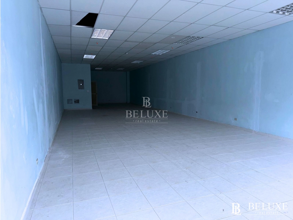 VENTA O ALQUILER DE LOCAL EN PH BRISAS PLAZA 507, BRISAS DEL GOLF (9) - 2