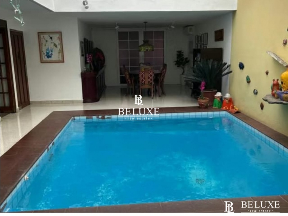 VENDO CASA CON PISCINA EN OBARRIO (6)