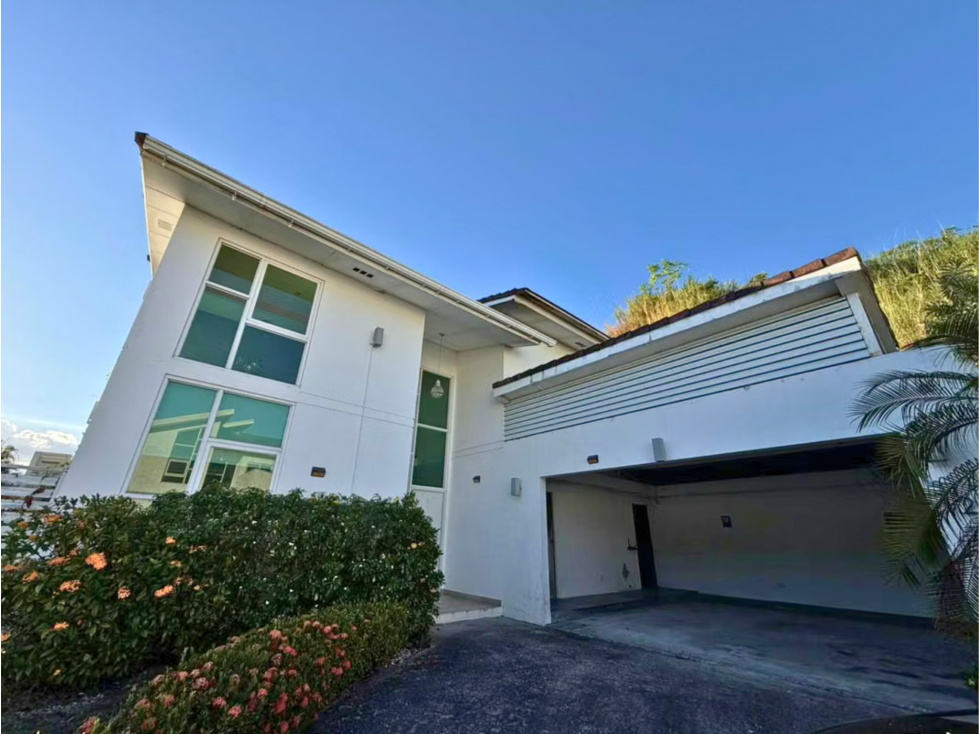 VENDO CASA PH HORIZONTES II ALTOS DE PANAMA (13R)