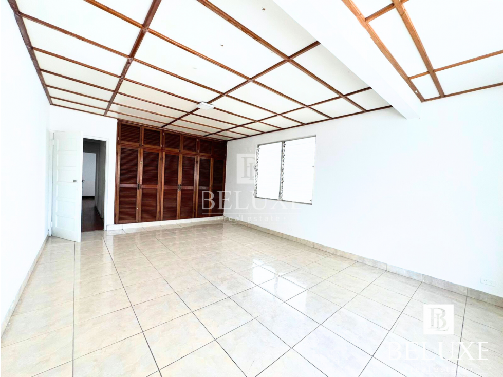VENTA DE CASA COMERCIAL PARA INVERSIONISTA EN COCO DEL MAR (8) — foto 4